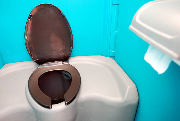 Best Portable toilet rental cost  in Forest Oaks, NC